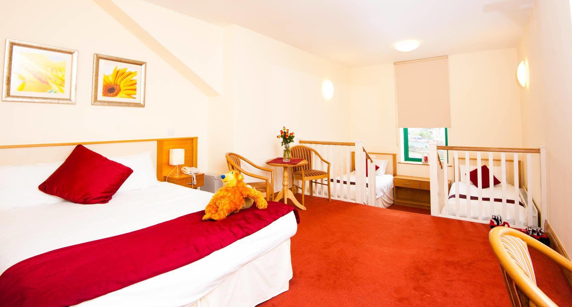 The Arches Hotel Claregalway Buitenkant foto